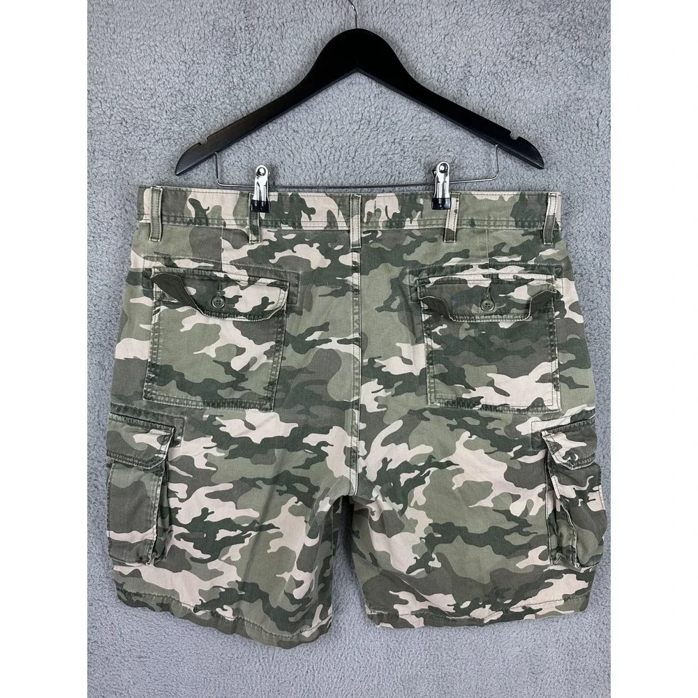 Signature by Levi Strauss Shorts Mens W40 Green Camouflage Cargo Classic Cotton